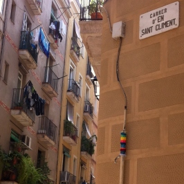 bonowaps_yarnbombing_calle_sant_climent_barcelona